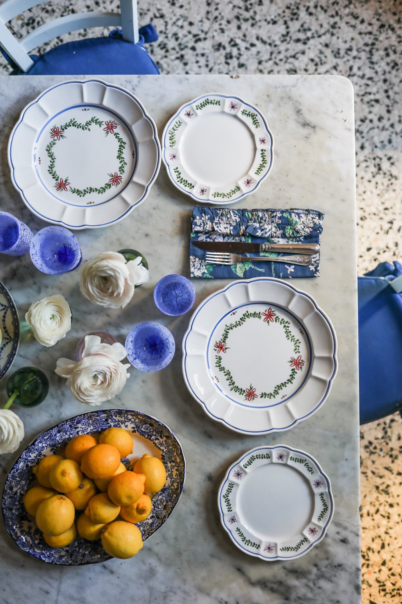 Arcadia Dinner Plate, Blue - Skye McAlpine Tavola