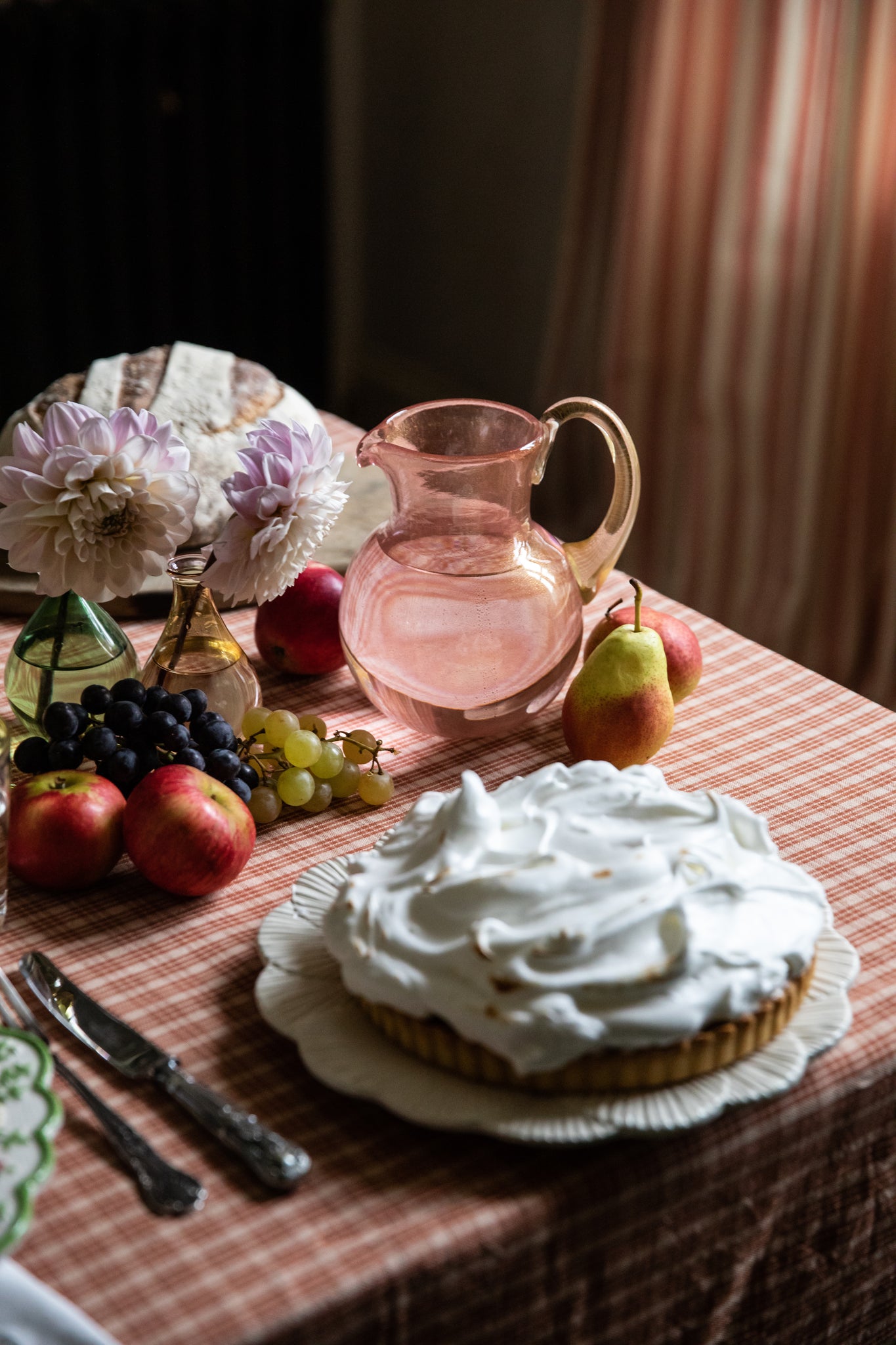 Oro Jug, Cranberry & Gold Leaf - Skye McAlpine Tavola